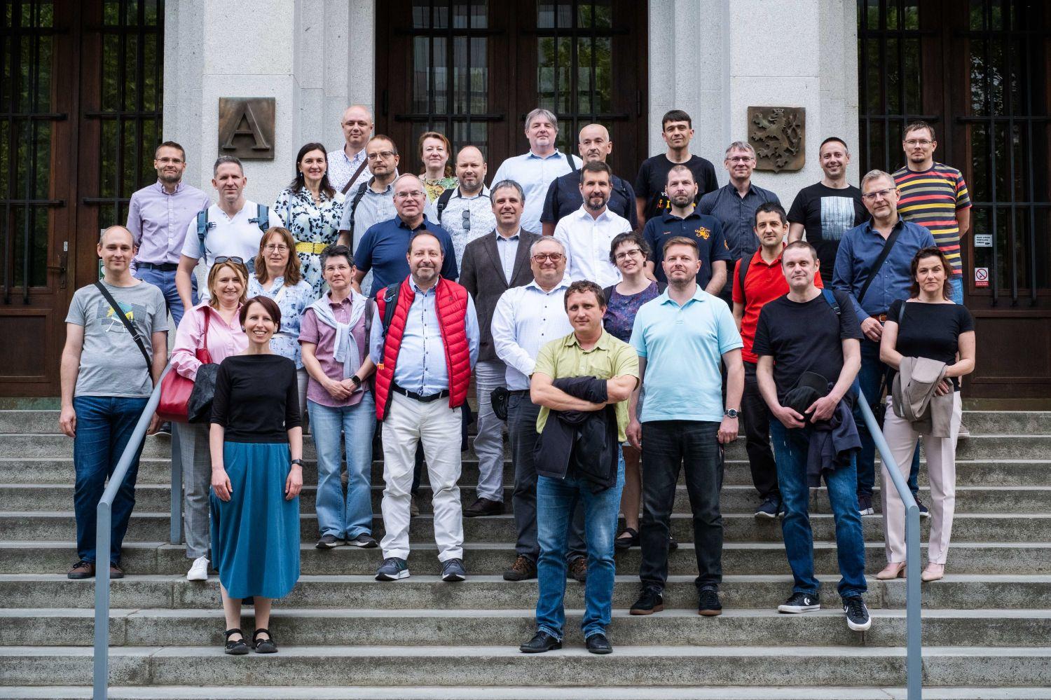 Srazy absolventů po 20 a 30 letech